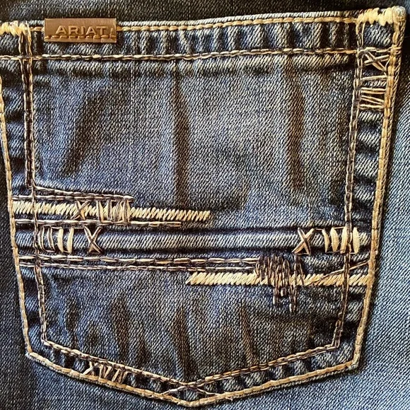 Men’s ARIAT Jeans - Picture 7 of 10